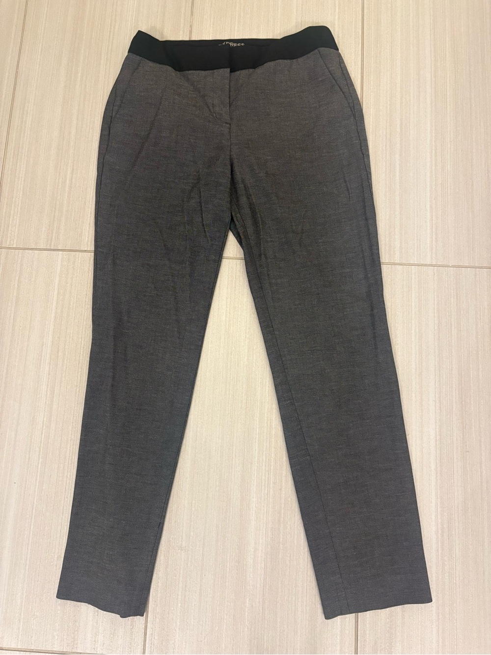 Express Columnist Gray Ankle Dress Pants – Size 2